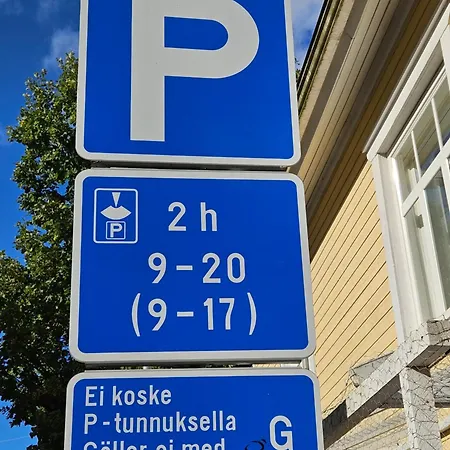 Cozy With Sauna Near Center Apartment *